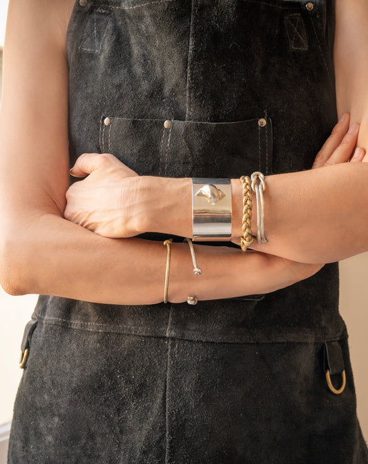 Silver shell bracelet